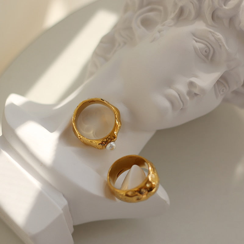 Exquisite Pearl Jagged Vintage Ring