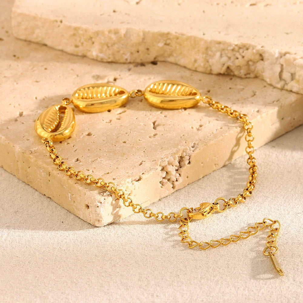 Conch Wanderlust Bracelet