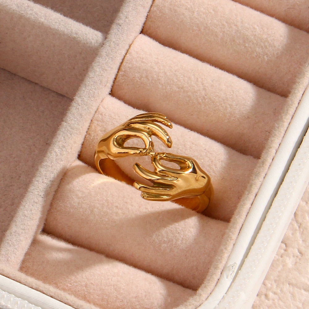 Hugging Art Deco Gold Ring