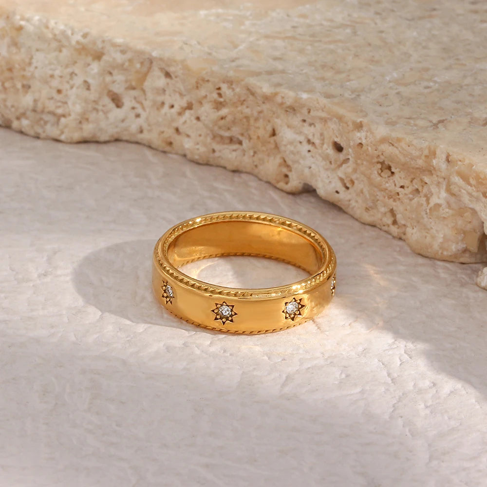 Starry Night Ring - 18k Gold