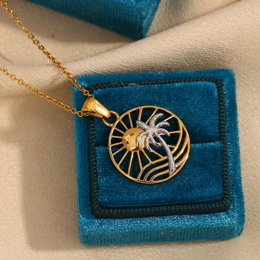 Tropical Escape Pendant Necklace