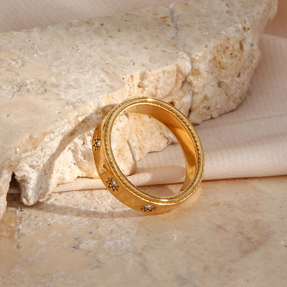 Starry Night Ring - 18k Gold