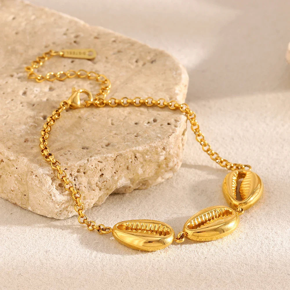 Conch Wanderlust Bracelet